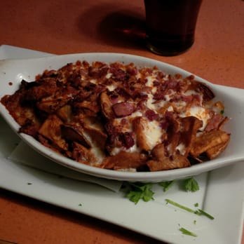 Freeman's Little New York - Quinpool - Potato 'skins' - not what I expected, but not bad either. - Pizza Near Me - Halifax, Nova Scotia
