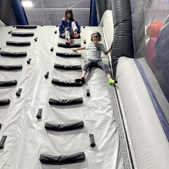 Catapult Adventure Park - Trampoline Parks Near Me - Lakewood, Washington