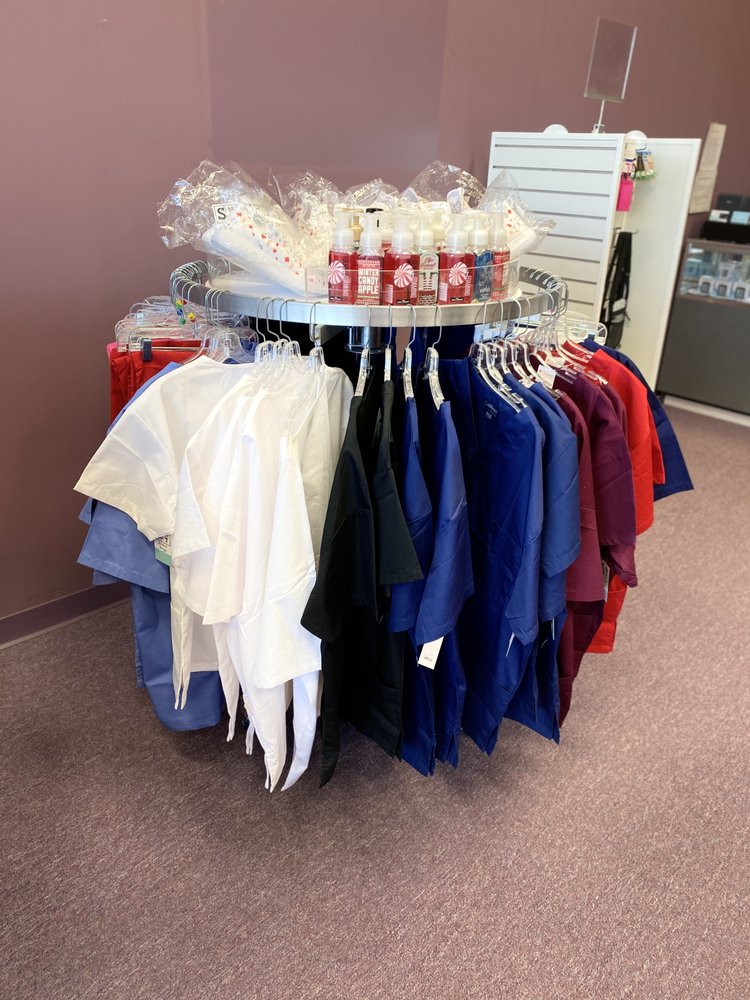 SCRUB N THINGS Updated September 2024 41 Photos 4161 N Main St