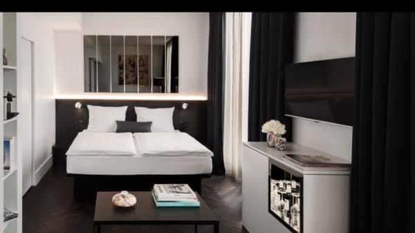 Hotel AMANO Grand Central by null