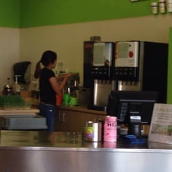 Keva Juice - Making wheat grass juice!