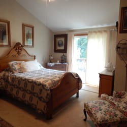 The Lothian House - River's View Room