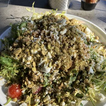 Common Theory - Mediterranean salad with farro - Gastropubs Near Me - San Diego, California Common Theory - Mediterranean salad with farro - Gastropubs Near Me - San Diego, California