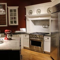 Snow Bros. Appliance - GE Monogram Display. Shown is the GE Monogram 36" dual fuel professional range.