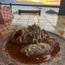 La Playita - Chili relleno con queso