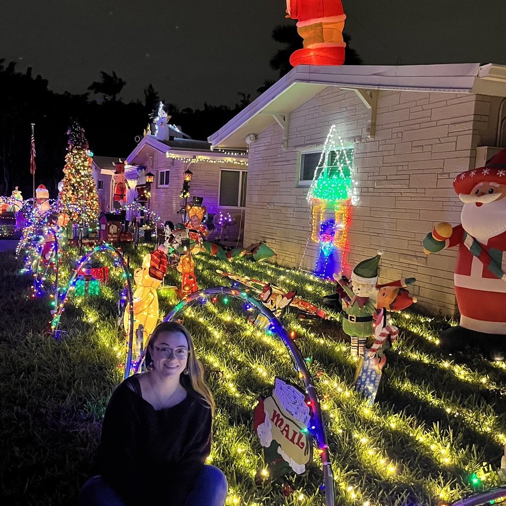 McGonigle-Collins Christmas Display - Local Flavor Near Me - Plantation, Florida