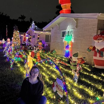 McGonigle-Collins Christmas Display - Local Flavor Near Me - Plantation, Florida McGonigle-Collins Christmas Display - Local Flavor Near Me - Plantation, Florida