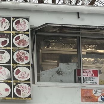Pupuseria Vanessa - Friendly staff - Food Trucks Near Me - Laurel, Maryland