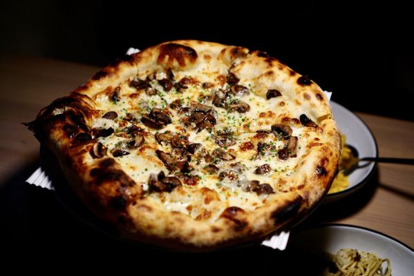 GH Pasta and Pizza by null