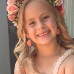 Beautiful flower crown made for a wedding. It was perfect! Thank you! Beautiful flower crown made for a wedding. It was perfect! Thank you!