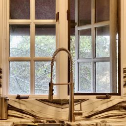 Kitchen faucet