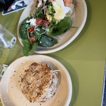 Snooze, an A.M. Eatery - Lox-n-latke Benny + side of hash browns - Breakfast & Brunch Near Me - Houston, Texas