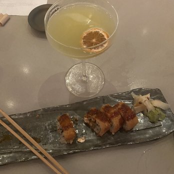 Paperfish Sushi - Salmon furai and Wasabi Martini, so delicious! Highly recommend this place. The decor and music is also awesome - Sushi Bars Near Me - Miami, Florida Paperfish Sushi - Salmon furai and Wasabi Martini, so delicious! Highly recommend this place. The decor and music is also awesome - Sushi Bars Near Me - Miami, Florida