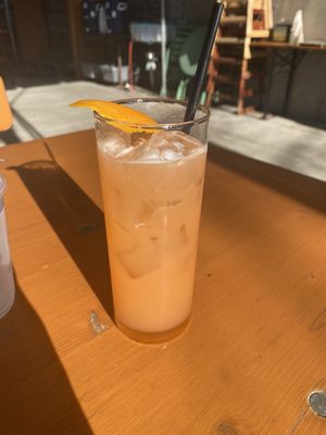 Streetcar Taps & Garden by null