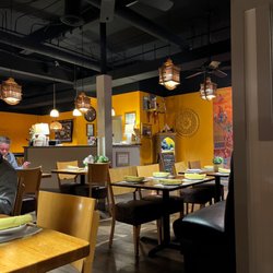 Kob Jai Pho & Thai Restaurant - Dining area