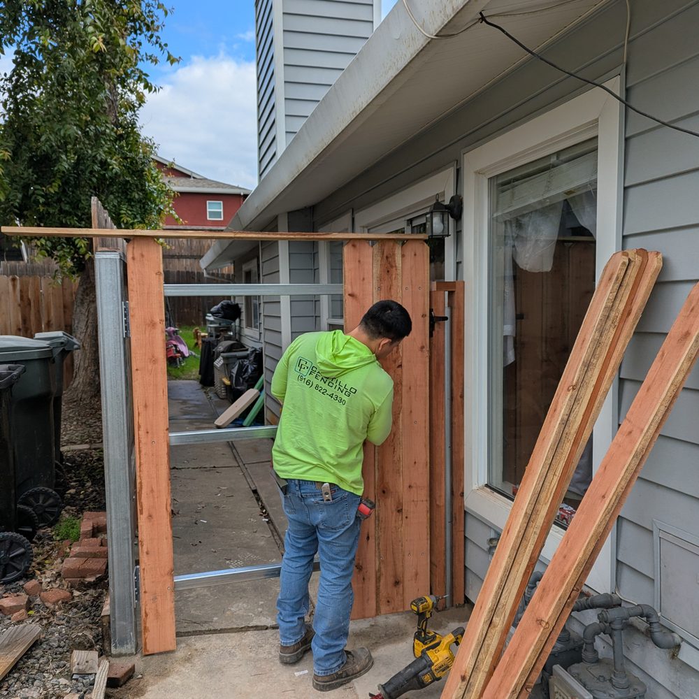 Castillo Fencing - Fences & Gates Near Me - Sacramento, California Castillo Fencing - Fences & Gates Near Me - Sacramento, California