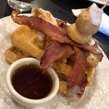 Maple Leaf Diner - American Near Me - Dallas, Texas Maple Leaf Diner - American Near Me - Dallas, Texas