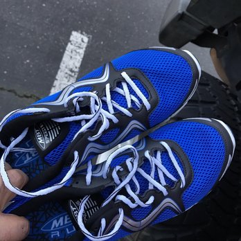 Infiniti Wireless - My new tennis shoes from Santa! I was real good this year! Really good! - Telecommunications Near Me - Sacramento, California Infiniti Wireless - My new tennis shoes from Santa! I was real good this year! Really good! - Telecommunications Near Me - Sacramento, California