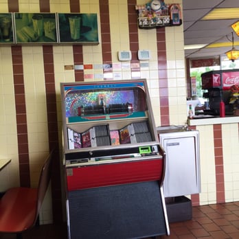 Frosty Drive N - Burgers Near Me - Denton, Texas Frosty Drive N - Burgers Near Me - Denton, Texas