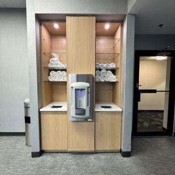 Courtyard by Marriott Birmingham Hoover - Fitness Center Water Station - Hotels Near Me - Hoover, Alabama Courtyard by Marriott Birmingham Hoover - Fitness Center Water Station - Hotels Near Me - Hoover, Alabama