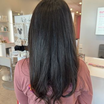 Blo Blow Dry Bar - Blow Dry/Out Services Near Me - Los Alamitos, California