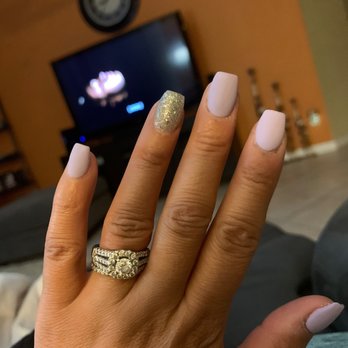 Bella Nails & Spa - LOVE MY NAILS! Thank you Lisa! - Nail Salons Near Me - Tucson, Arizona