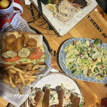 Bubba Gump Shrimp - Seafood Near Me - Monterey, California