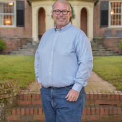 Plastic Surgery Center of Hampton Roads - Dr. Michael Lofgren, Board-certified plastic surgeon