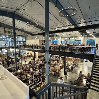 Crooked Can Brewery - Breweries Near Me - Minneola, Florida