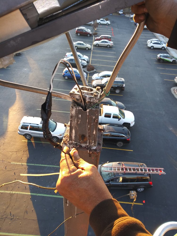 Slide of Dr. Asphalt and Construction