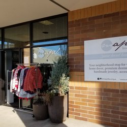 Mapel Boutique - Boutique entry