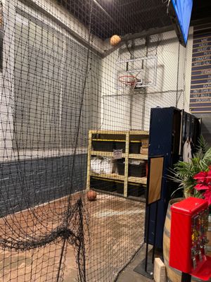 Strings Sports Brewery by null