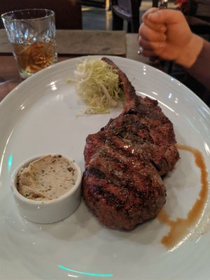 E3 Chophouse by null