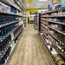 Vegas Discount Nutrition - Interior