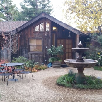 Sequoia Grove Winery - Outside the lovely grove, more patio area. - Wine Tasting Room Near Me - Rutherford, California Sequoia Grove Winery - Outside the lovely grove, more patio area. - Wine Tasting Room Near Me - Rutherford, California