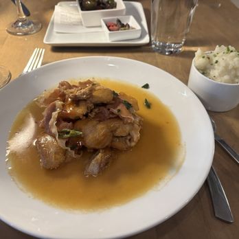 The Kitchen Table - Chicken saltimboca and some cold ass mashed potatoes without much flavor. - Italian Near Me - Reno, Nevada