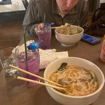 Blue Orchid - Soups & Violet Lemonade - Pan Asian Near Me - New Haven, Connecticut