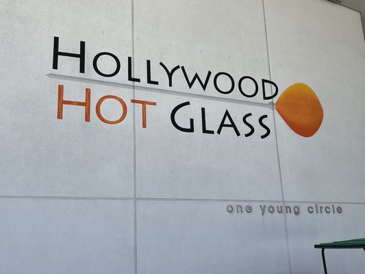 Hollywood Hot Glass by null