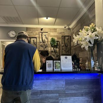 Lavender Organic Spa - Massage Near Me - Canoga Park, California