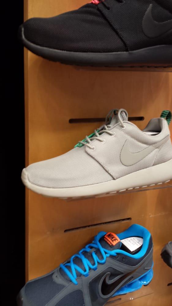 footaction air jordans