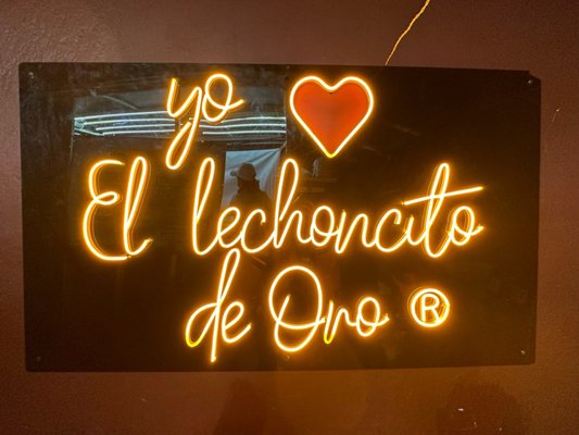 Lechoncito de Oro by null