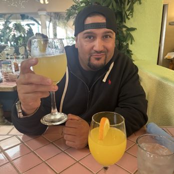 Fresno Breakfast House - Mimosas time! - Breakfast & Brunch Near Me - Fresno, California Fresno Breakfast House - Mimosas time! - Breakfast & Brunch Near Me - Fresno, California