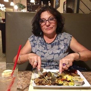 Francesco's Cafe - Persian/Iranian Near Me - Rancho Mirage, California