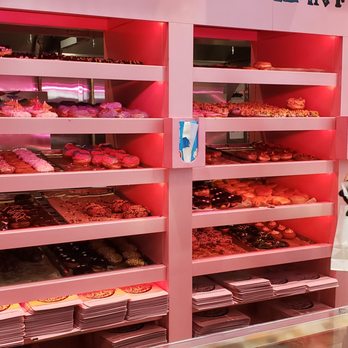 Voodoo Doughnut - Bakeries Near Me - Orlando, Florida Voodoo Doughnut - Bakeries Near Me - Orlando, Florida