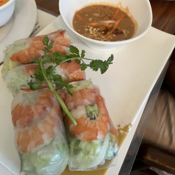District III - Spring roll - Vietnamese Near Me - Alpharetta, Georgia