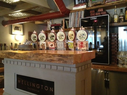 Wellington Gastropub by null