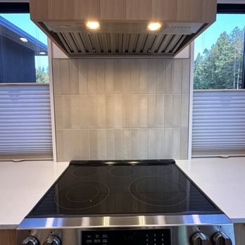 Trueline Tile & Remodel - Kitchen backsplash - General Contractors Near Me - Tahuya, Washington