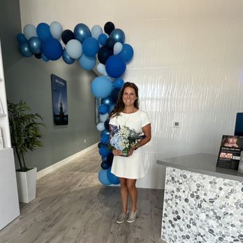 Liquivida Wellness Center - Female physician business owner - Weight Loss Centers Near Me - Phoenix, Arizona Liquivida Wellness Center - Female physician business owner - Weight Loss Centers Near Me - Phoenix, Arizona