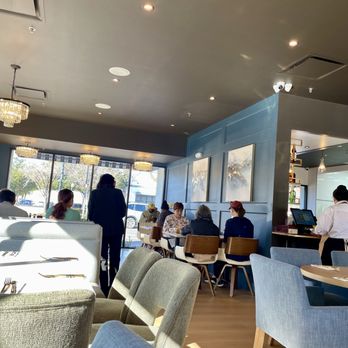The Royale - Interior - Breakfast & Brunch Near Me - Pleasant Hill, California The Royale - Interior - Breakfast & Brunch Near Me - Pleasant Hill, California