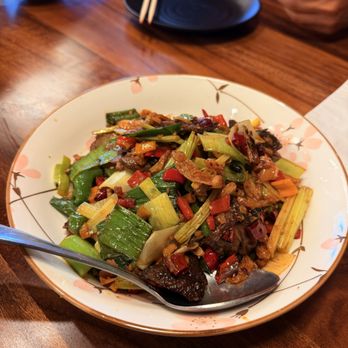 Grandma's Kitchen - stir fried beef - Chinese Near Me - Cupertino, California Grandma's Kitchen - stir fried beef - Chinese Near Me - Cupertino, California